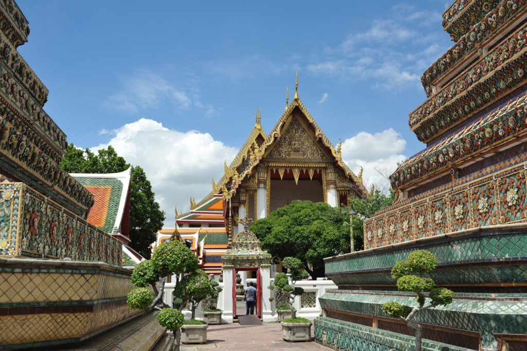 Chùa Wat Suthat - du lịch Thái Lan